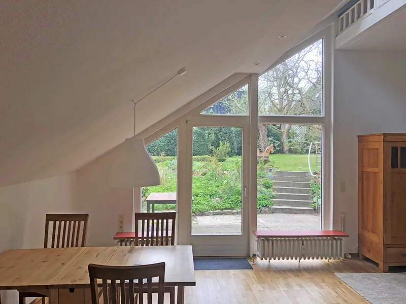 Helle und gepflegte 4 Zimmer Maissonette-Wohnung, fussläufig zum Stölpchensee — photo 1